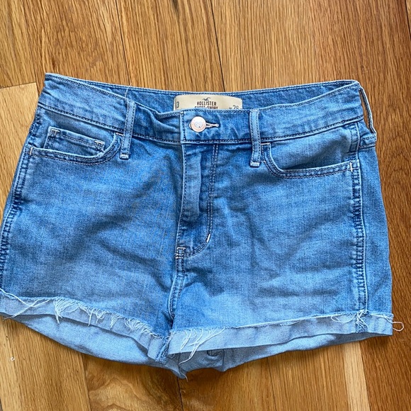Jean shorts - Picture 1 of 3